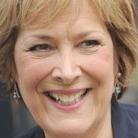 Lynda Bellingham Nøgen