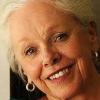 Lynette Curran Nøgen