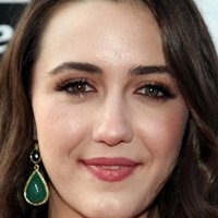 Madeline Zima Nøgen
