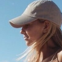 Madison Gillard Nøgen