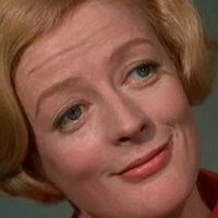 Maggie Smith Nøgen