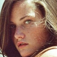 Maggie White Nøgen