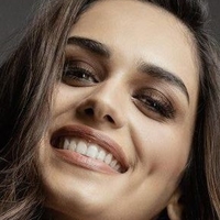 Manushi Chhillar Nøgen