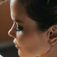 Marcela McGowan Nøgen