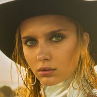 Maria Osintceva Nøgen
