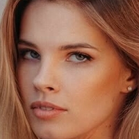 Mariia Arsentieva Nøgen