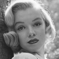 Marilyn Wesley Nøgen