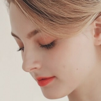 Marina Bondarko Nøgen