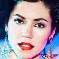 Marina Diamandis Nøgen