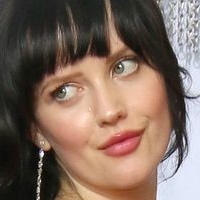 Markella Kavenagh Nøgen