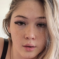 Marley Roze Nøgen