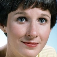 Mary Gross Nøgen