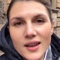 Maryana Spivak Nøgen