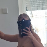 Maskgirl Nøgen