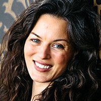 May Lindstrom Nøgen