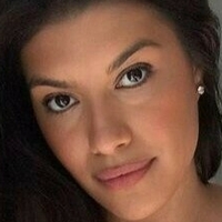 Maya Angeles Nøgen