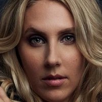 Megan Dickinson Nøgen