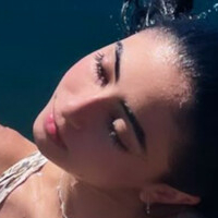 Megan Larian Nøgen