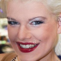 Melanie Mueller Nøgen