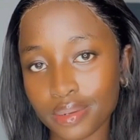 Melanin Thaboew Nøgen