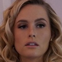 Melinda Armstrong Nøgen