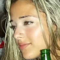 Melony Vitoria Nøgen