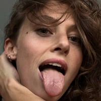 Mia C. Bell / Mia Larelle Nøgen