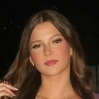 Mia Torrence Nøgen
