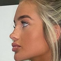Mia Wood Hall Nøgen