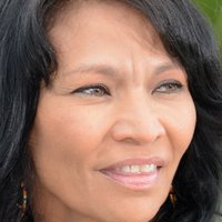 Michelle Thrush Nøgen