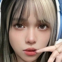 mikoqiqi_ Nøgen