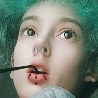 milkyghostie Nøgen