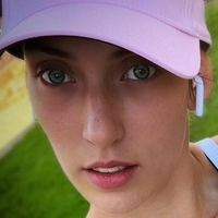 Milly Grace Nøgen