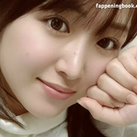 Minami_3s Nøgen