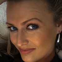 Mirina Nøgen