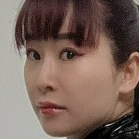 Mistress Hinako Nøgen
