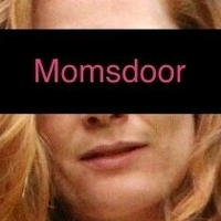 momsdoor Nøgen