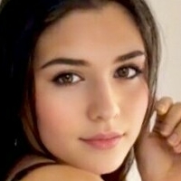 monicaoberoixo Nøgen