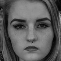 mopsiie Nøgen