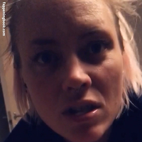 mrs_physique Nøgen