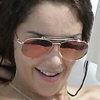 Nabilla Benatia Nøgen