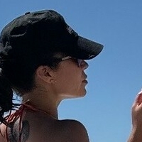 Nadia Jaftha Nøgen