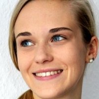 Nadine Koesters Nøgen
