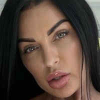 nadinekerastas Nøgen