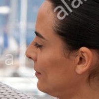 Nailia Harzoune Nøgen