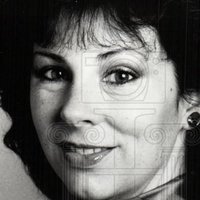 Nancy McCauley Nøgen