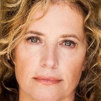 Nancy Travis Nøgen