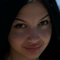 Natalia Lamprou Nøgen