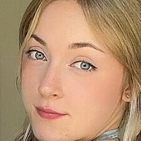 Natalie Grace Nøgen