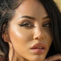 Natasha Noelle Nøgen
